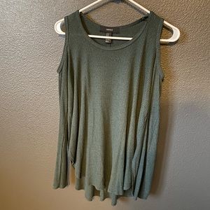 Cold shoulder top